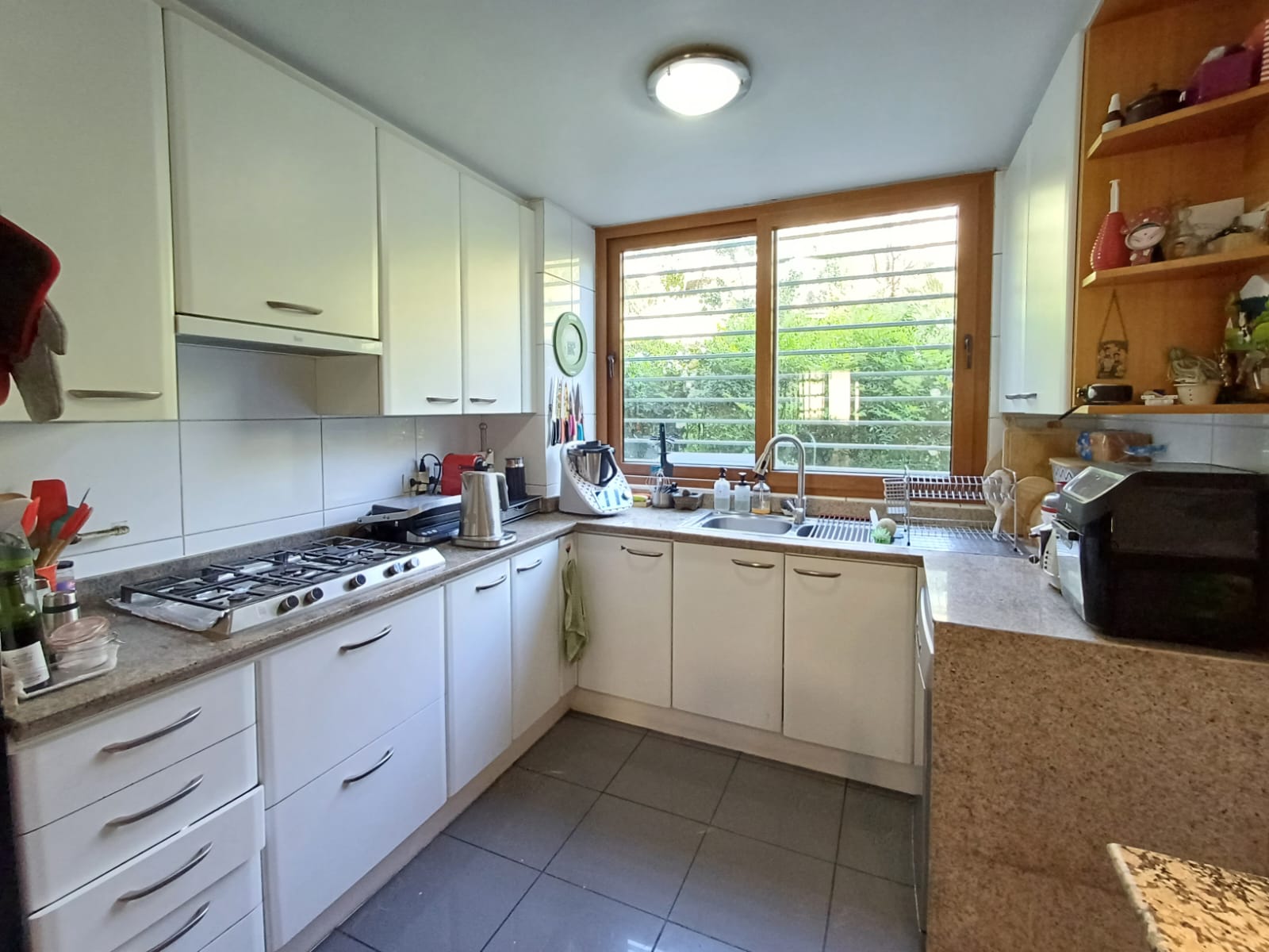 WhatsApp-Image-2023-11-15-at-23.28.56