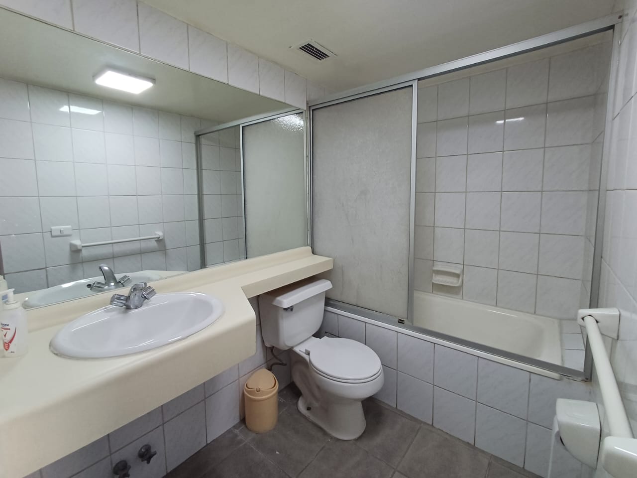 WhatsApp-Image-2023-12-18-at-22.41.42-2