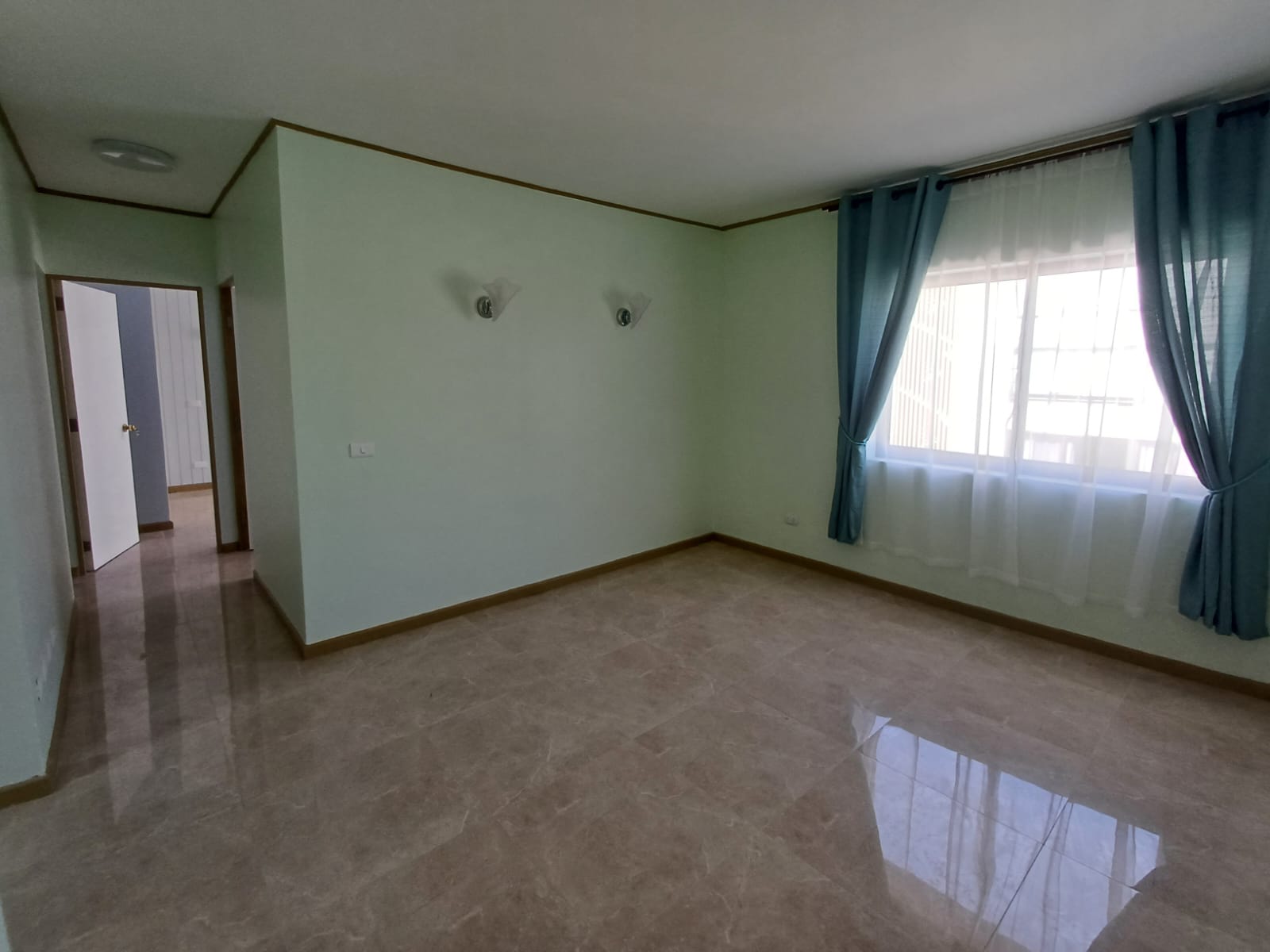 WhatsApp-Image-2023-12-18-at-22.41.46